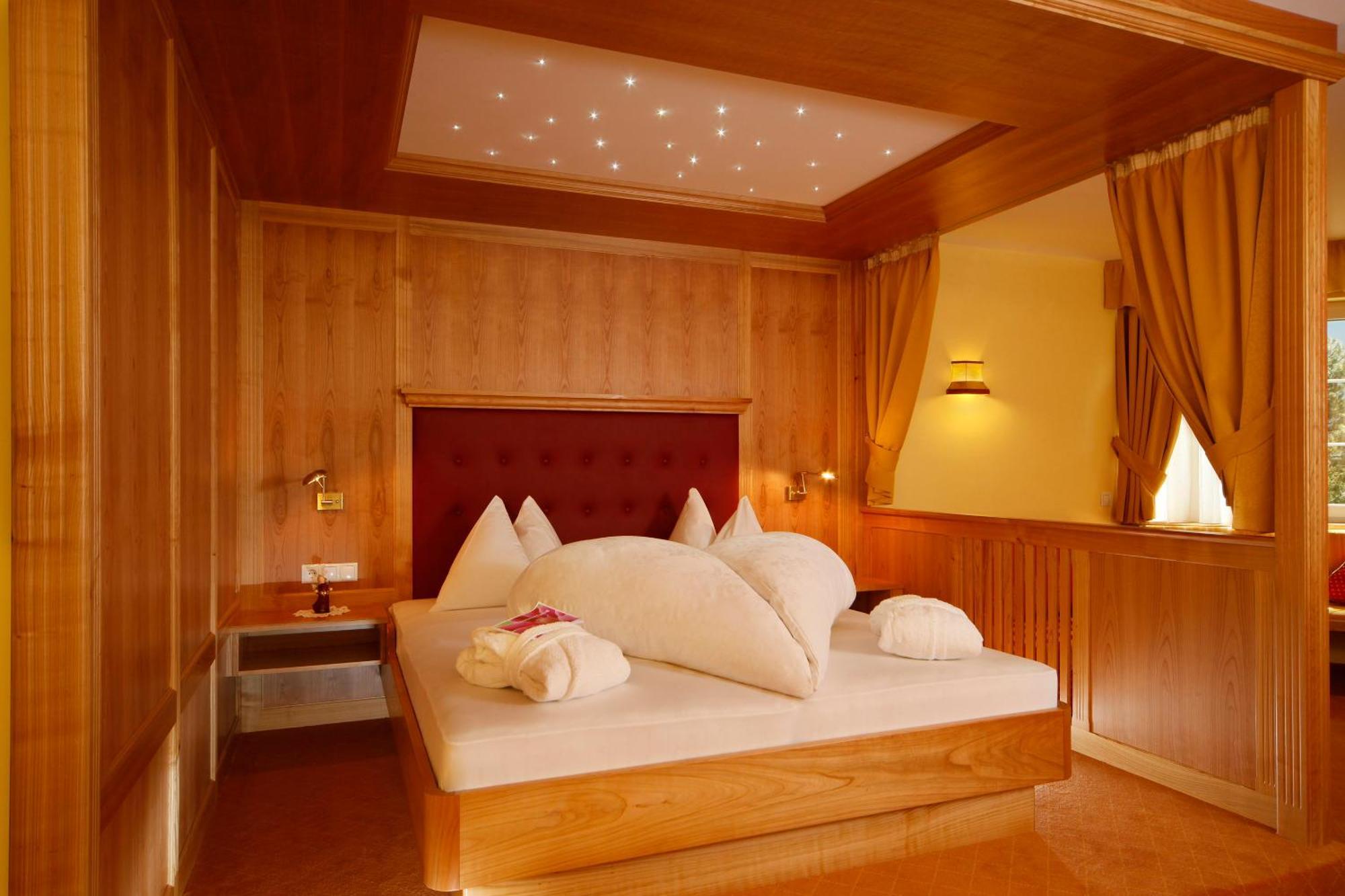 Hotel Nocturnes Naturns Esterno foto